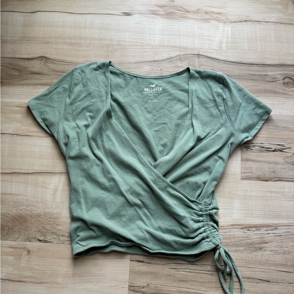 Hollister Baby Tee
